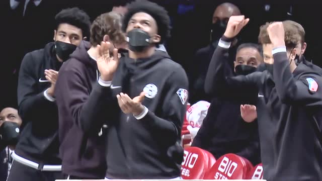 【2021年12月15日 猛龙vs篮网集锦】杜克眼疾手快将球断下！克拉克斯顿一记反扣将球补进