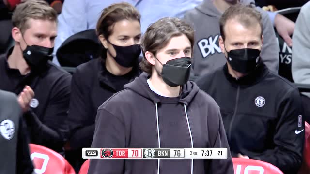 【2021年12月15日 猛龙vs篮网集锦】格里芬鱼跃救球一展老将风采 又助杜兰特三分一箭穿心