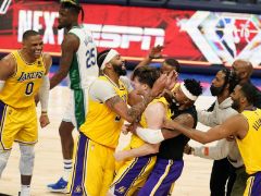 【NBA常规赛】湖人vs独行侠图片集