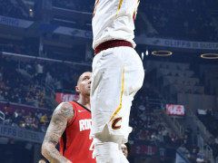 狂输35分！火箭残阵输的太惨烈 休城敢死队真不用重建