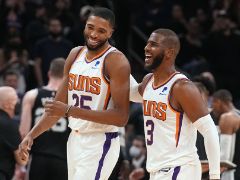 攻防兼备！赛季至今保罗10.3次助攻联盟第一，2.0次抢断联盟第四