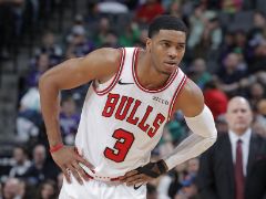 记者：篮网方面将使用困难特例与沙奎尔-哈里森签下一份10天合同