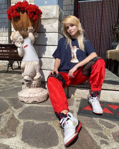 致敬经典AirJordan5RetroFire Red Black Tongue