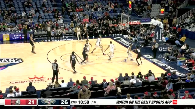 【2021年12月22日 开拓者vs鹈鹕集锦】兄弟再信我一次 考文顿排球式抢板麦克勒莫终于进三分