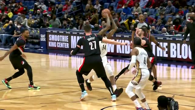 【2021年12月22日 开拓者vs鹈鹕集锦】鹈鹕也能飞 英格拉姆跃起轻舒猿臂