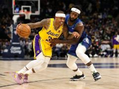 四场比赛场均9.3分2篮板1.5助攻表现如何？小托马斯10天合同已到期