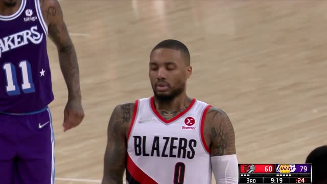 【2022年01月01日】开拓者vs湖人第3节中文解说回放