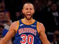 三分之神！库里创下连续三分命中最长记录