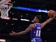 拿着179万的底薪打出千万级别的表现！蒙克成湖人新大腿