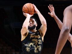 范乔丹又要生孩子了？单节8中8