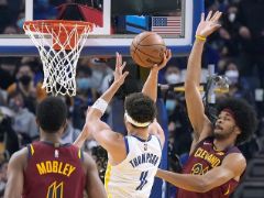 【NBA常规赛】骑士vs勇士图片集