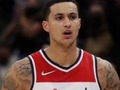 库兹马连续8场20+ 未来有望成为全明星