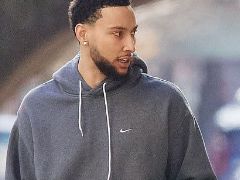 名记：76人对西蒙斯的要价更高了