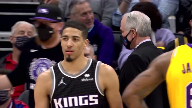 【2022年01月13日】湖人vs国王第4节中文解说回放