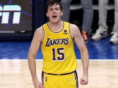 湖人与后卫奥斯丁-里夫斯签下一份2年合同