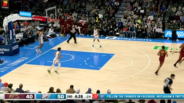 【2022年01月16日 骑士vs雷霆集锦】乱军从中推反击 加兰稳住局势妙手疾传助攻马尔卡宁干拔重扣