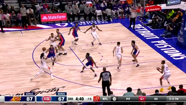 【2022年01月17日 太阳vs活塞集锦】你永远可以相信布克 布克强势补扣引爆全场