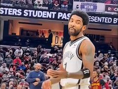 欧文与骑士球迷争吵 谈话细节公布