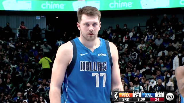 【2022年01月21日 太阳vs独行侠集锦】现学现卖？东契奇跟保罗学造犯规简直一模一样