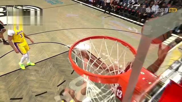 【2022年01月26日 湖人vs篮网集锦】全力出击势不可挡 哈登无视防守上篮打板2+1