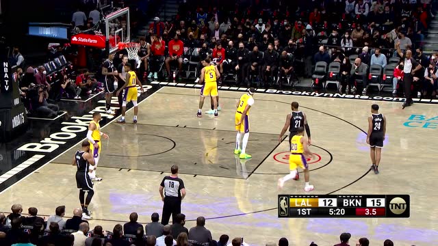 【2022年01月26日 湖人vs篮网集锦】攻防两端皆有建树！浓眉身后盯梢巴掌大帽扇飞托马斯