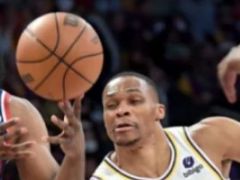 本赛季失误第一！威少205失误超哈登 本场比赛助攻仅失误一半