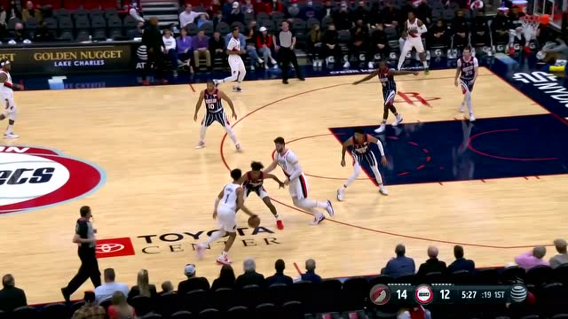 【2022年01月29日 开拓者vs火箭集锦】鲍威尔抢断戈登海底捞月 西蒙斯三分颜射伍德连续成背景