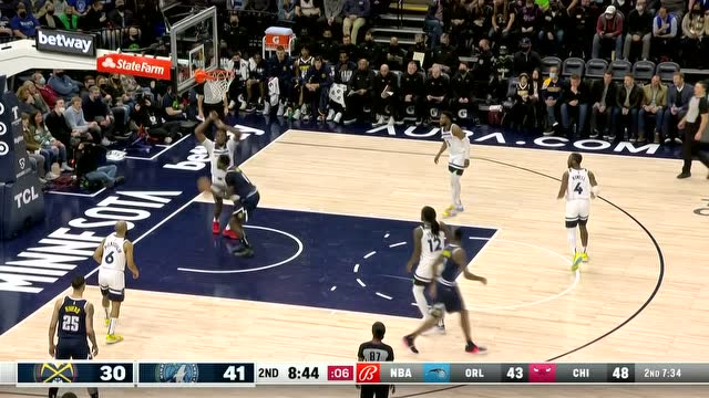 【2022年02月02日 掘金vs森林狼集锦】浑身都是假动作 贾麦考格林篮下连续虚晃隔扣里德