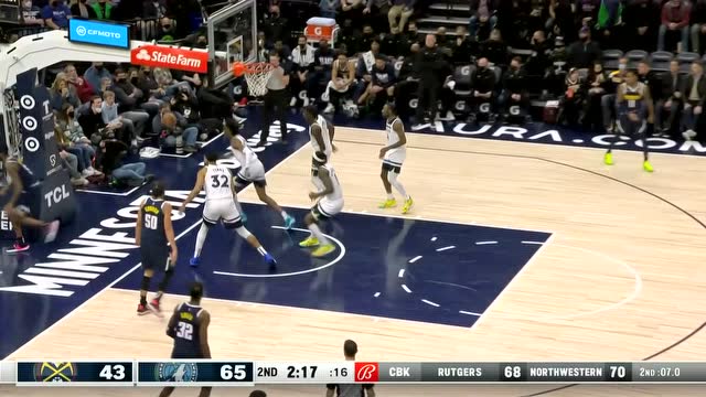 【2022年02月02日 掘金vs森林狼集锦】场面极度残忍 麦克丹尼尔斯正面抢劫式摁帽里德