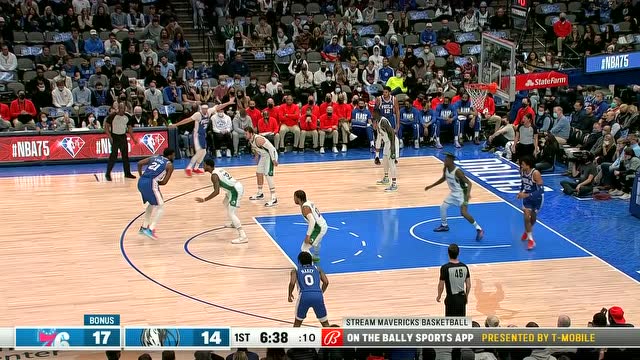 【2022年02月05日 76人vs独行侠集锦】恩比德单臂暴扣无人能挡 东契奇追身三分美如画