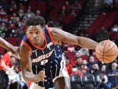 特伦特42分猛龙豪取8连胜 小波特30分难阻火箭40败西部首队