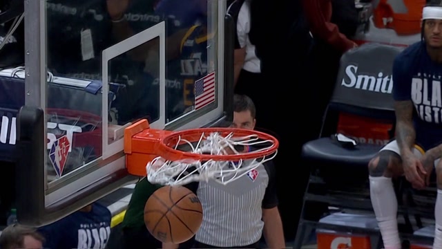 【2022年02月12日 魔术vs爵士集锦】康利运筹帷幄把进攻梳理得明明白白 奥尼尔受益连中两记三分