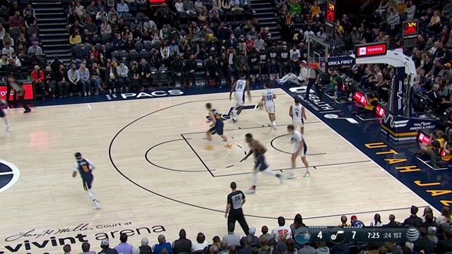 【2022年02月12日 魔术vs爵士集锦】给点儿空间就能把握住 安东尼三分出手一箭穿心