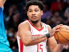 火箭消息：新星合同细节出炉 官方发布申京与大梦训练视频