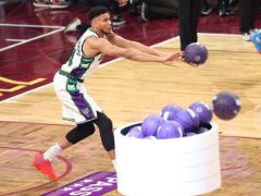 全明星技巧赛：加兰绝杀进决赛 莫布里助骑士夺冠