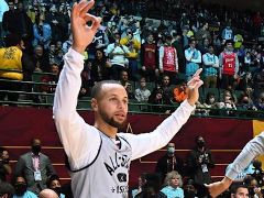 NBA全明星库里特雷杨对飙三分 特雷杨超远三分回应库里