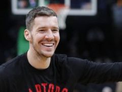 篮网消息更新：卡特被裁 官推预热对阵雄鹿比赛，