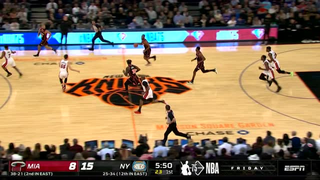 【2022年02月26日 热火vs尼克斯集锦】管你是不是老大 罗宾逊舒展长臂追身大帽扇懵巴特勒