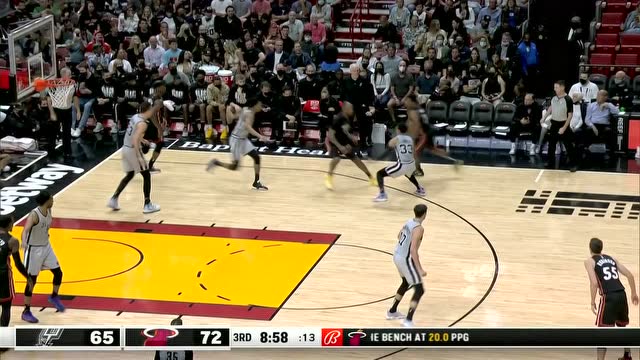 【2022年02月27日 马刺vs热火集锦】挡拆配合屡试不爽 洛瑞彩虹弧线塔克轻松吃饼