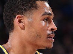 领先21分被逆转！库里末节状态全丢