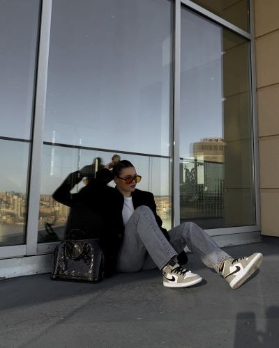 冷门灰Jordan1MidLight Smoke Grey Anthracite