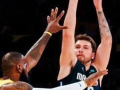 17中5被大帽五次！威少4400万薪水何时能强硬一场？