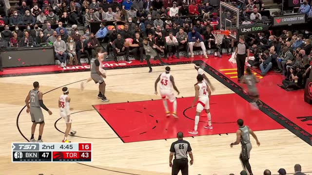 【2022年03月02日 篮网vs猛龙集锦】不给喘息的机会 巴恩斯大步流星杀入禁区双臂暴扣虐筐