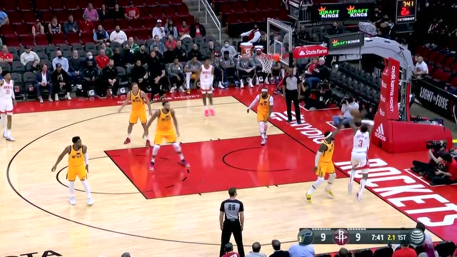 【2022年03月03日 爵士vs火箭集锦】最贵中锋跟你闹呢？戈贝尔连续虐筐飞身大帽