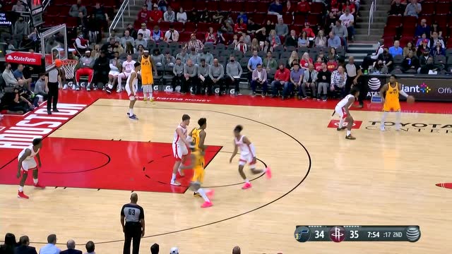 【2022年03月03日 爵士vs火箭集锦】得分如此简单 博扬连砍5分拉开比分