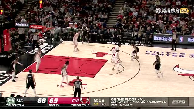 【2022年03月05日 雄鹿vs公牛集锦】拉文撤步三分迎射波蒂斯 阿赞防守建功献遮天大帽