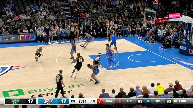 【2022年03月09日 雄鹿vs雷霆集锦】这距离手拿把攥 米德尔顿干拔跳投空心入网