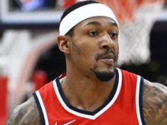 76人消息：西蒙斯计划追回罚款 名记看好恩比德