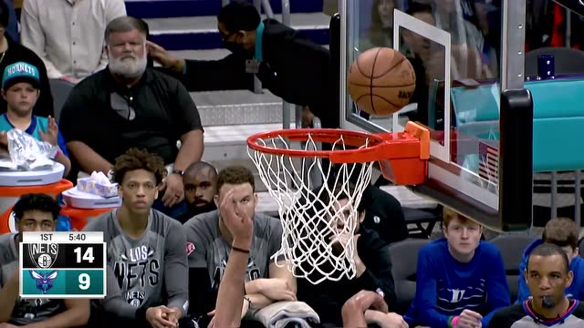 【2022年03月09日 篮网vs黄蜂集锦】就是秀！欧文这突破抛投太赏心悦目，罗齐尔追了一路，最后人傻了