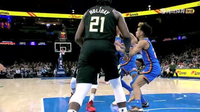 【2022年03月09日 雄鹿vs雷霆集锦】一打三常规操作！字母哥单骑闯关强硬上篮打成2+1